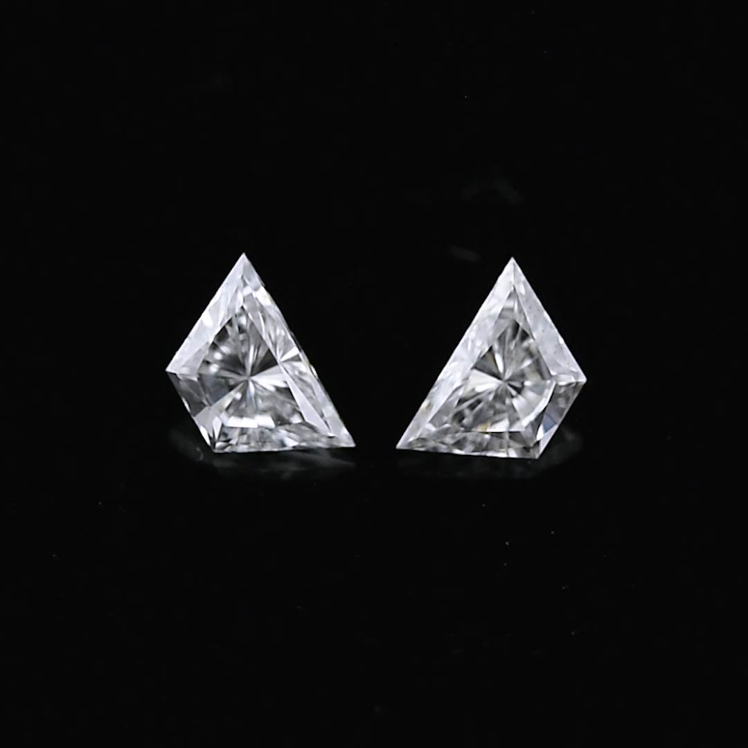 0.23 carat, G Diamonds, Trapezoid Shape, (VS) Clarity, SKU 217567