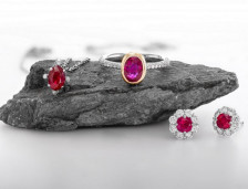 difference between ruby and garnet stones