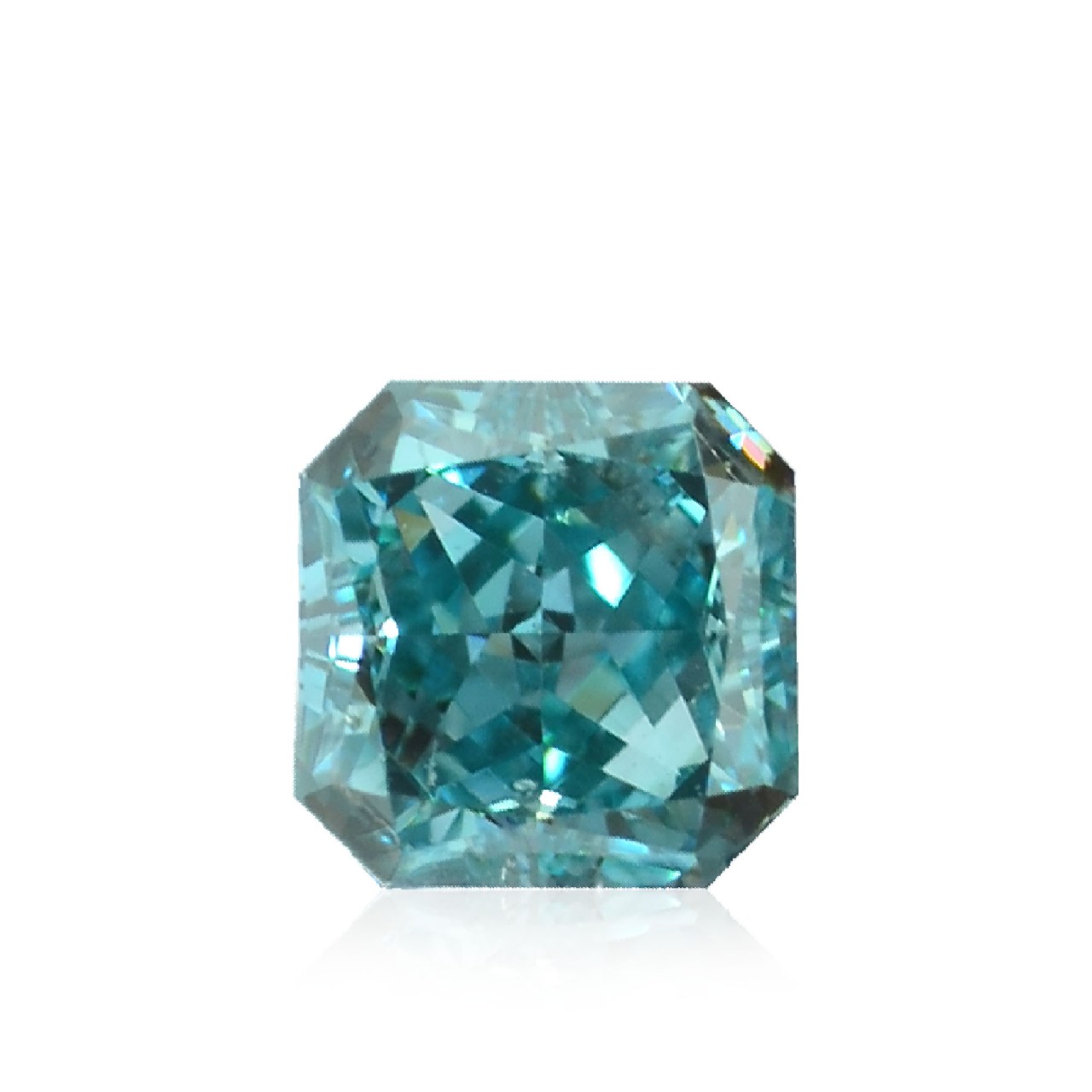 0.24 carat, Fancy Vivid Green Blue Diamond, Radiant Shape, VS1