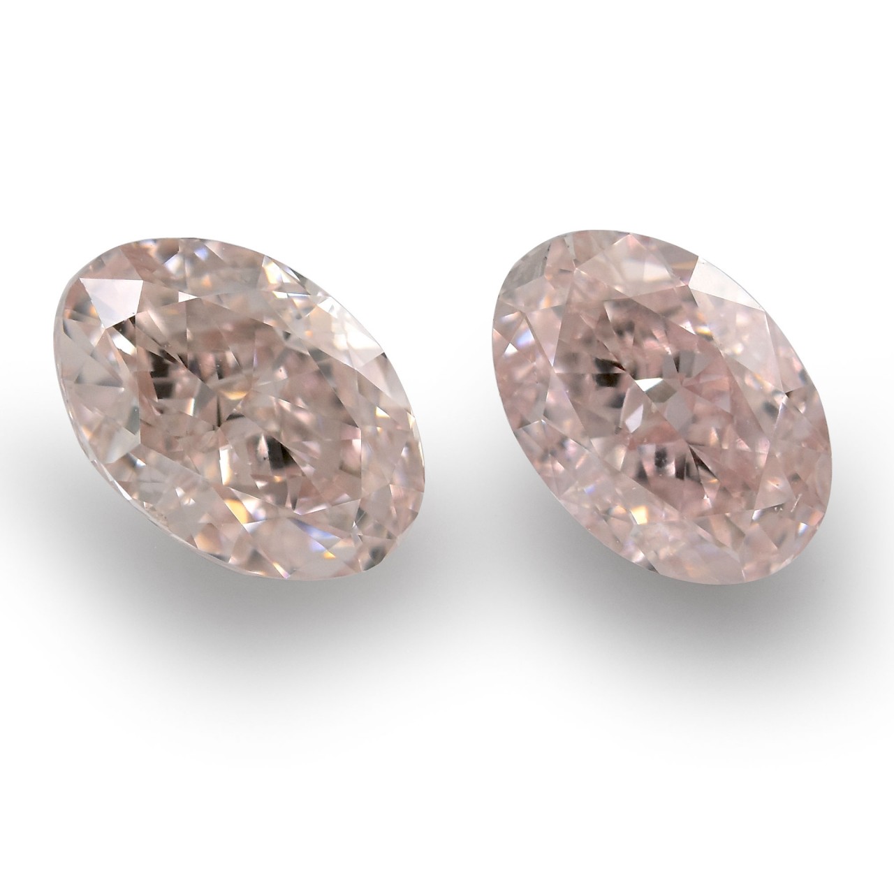 0.88 carat, Fancy Light Pink Diamonds, Oval Shape, VS2 Clarity, GIA ...