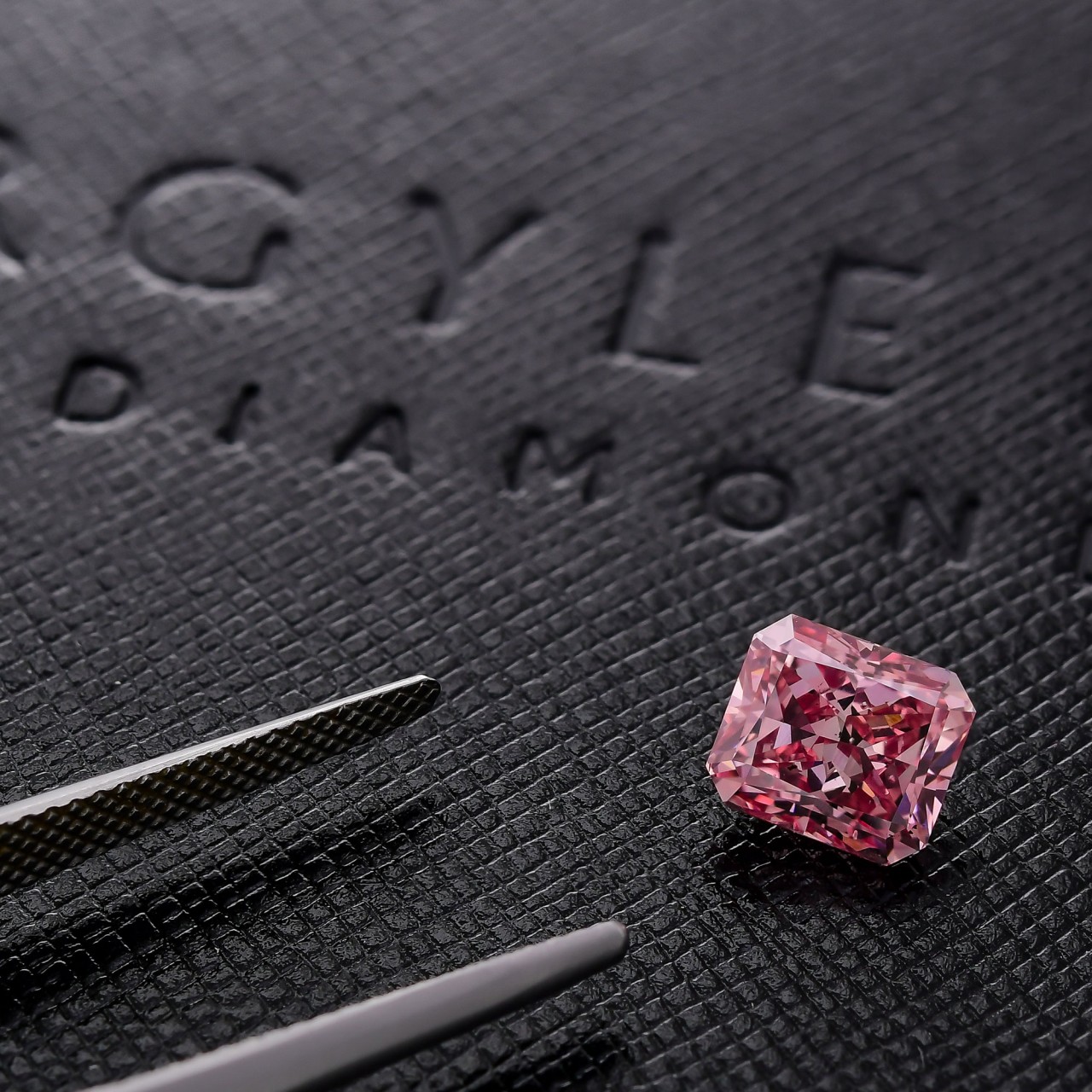 Geologists Unravel the Mysteries of Australia's Rare Pink Diamonds, Smart  News