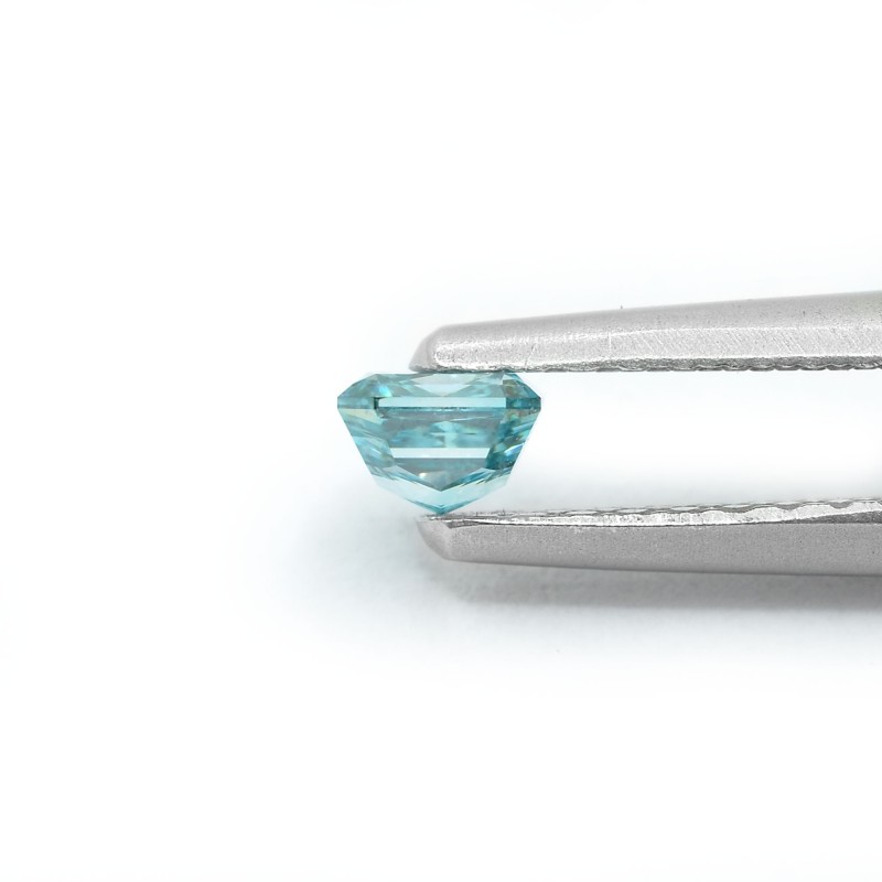0.24 carat, Fancy Vivid Green Blue Diamond, Radiant Shape, VS1 Clarity ...