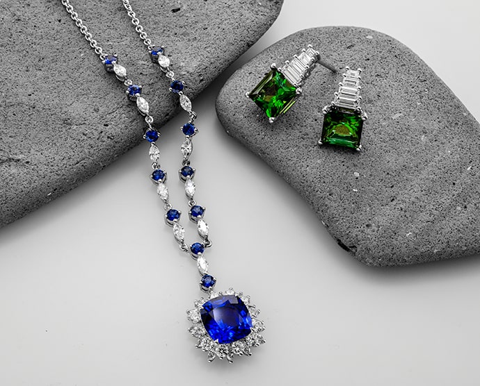 Vivid Blue Cushion Sapphire & Diamond Necklace (6.29Ct TW)