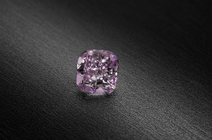 3.24 carat, Fancy Pink Purple Diamond, Cushion Shape, VS2 Clarity, GIA