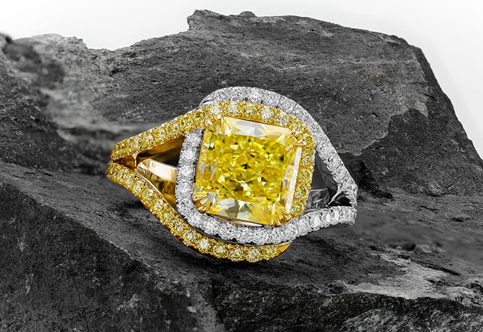 Fancy Yellow, Radiant Pave Cross-Over Diamond Dress Ring (3.92Ct TW)