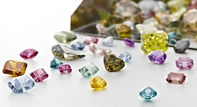 Collections of natural fancy color diamonds